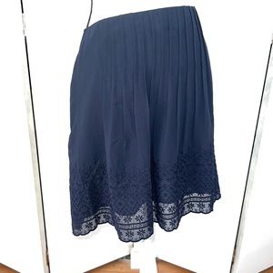 Loft new with tags skirt. Size 4 blue color pleated. & embroidered polyester